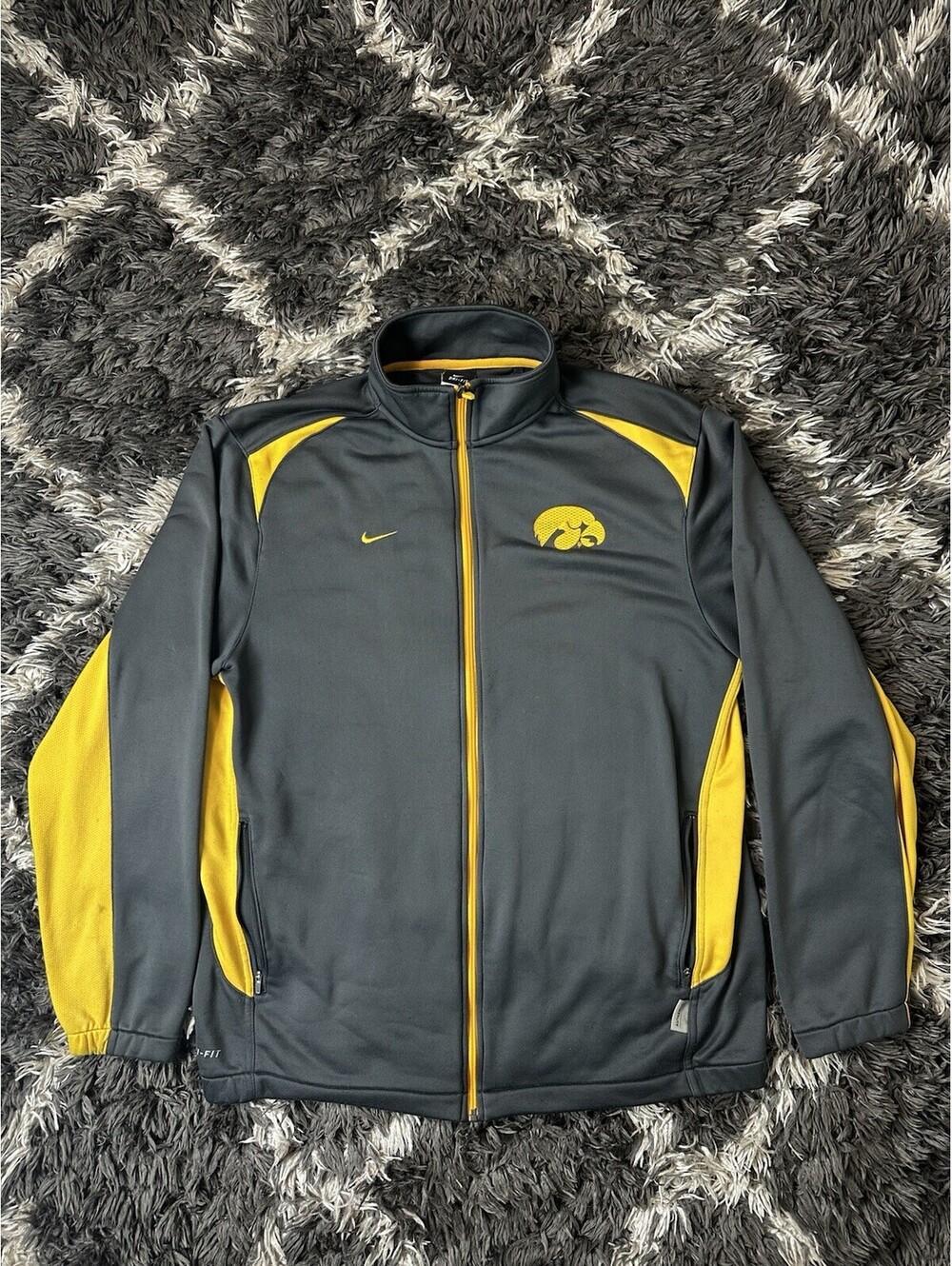 Nike Iowa Hawkeyes Dri-FIT Team Jacket Mens Large Black Yellow Full Zip